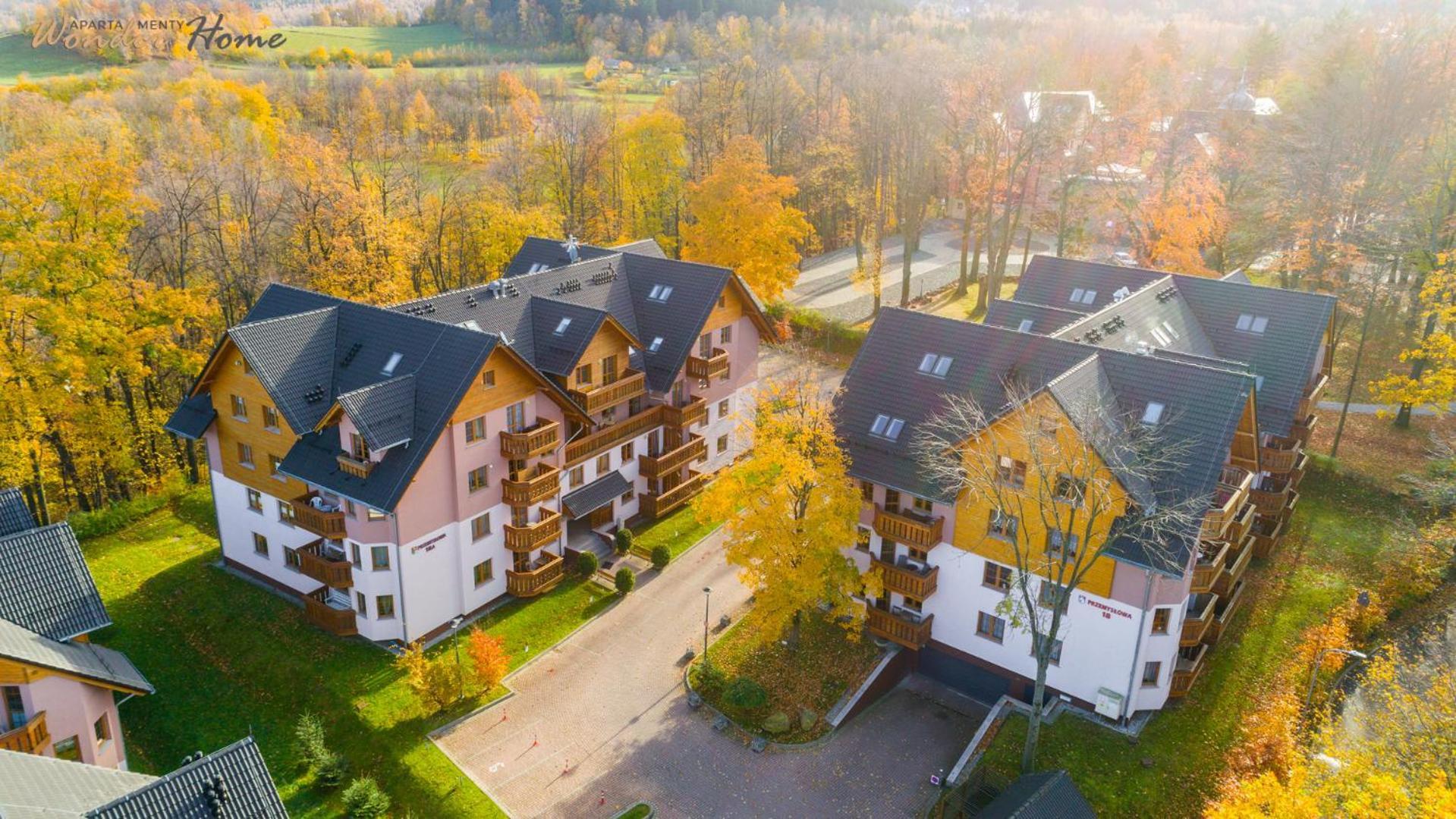 Wonder Home - Apartamenty Lesny Dom Z Balkonami, Niedaleko Centrum, W Cichej Okolicy Karpacz Bagian luar foto