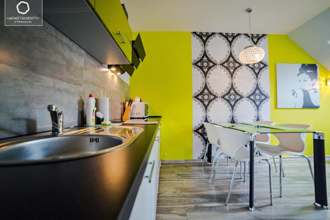 Wonder Home - Apartamenty Lesny Dom Z Balkonami, Niedaleko Centrum, W Cichej Okolicy Karpacz Bagian luar foto
