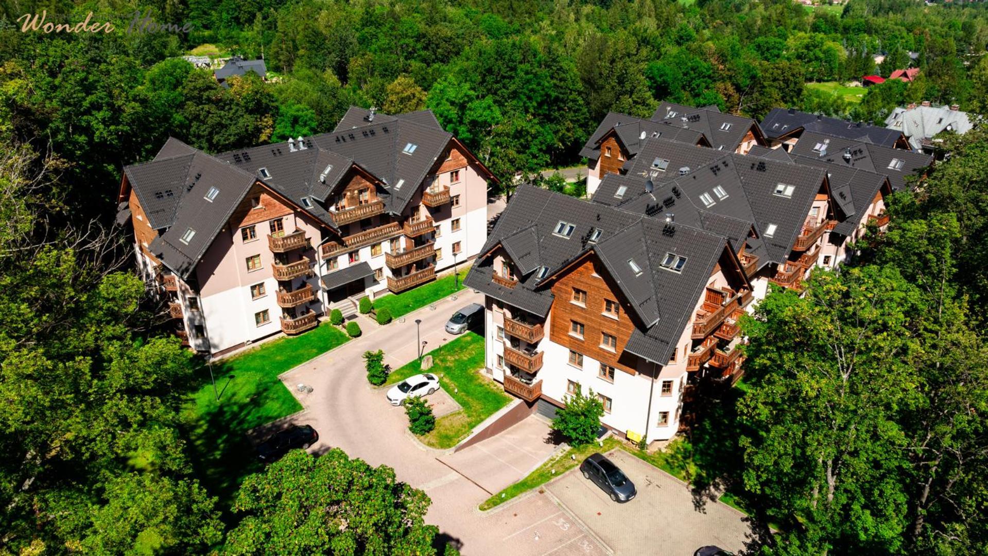 Wonder Home - Apartamenty Lesny Dom Z Balkonami, Niedaleko Centrum, W Cichej Okolicy Karpacz Bagian luar foto