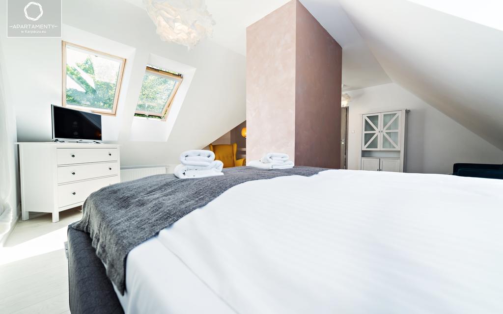 Wonder Home - Apartamenty Lesny Dom Z Balkonami, Niedaleko Centrum, W Cichej Okolicy Karpacz Bagian luar foto