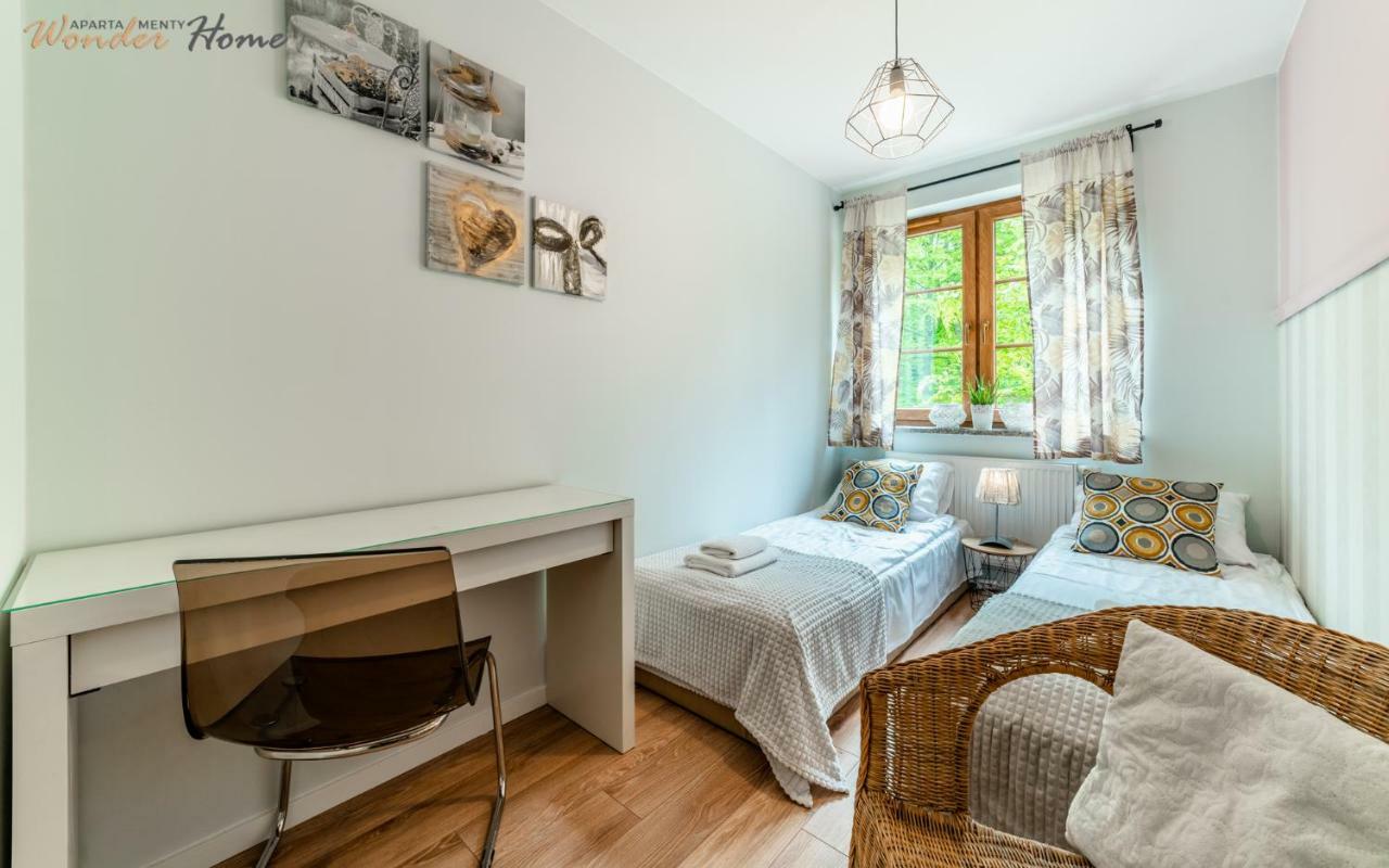 Wonder Home - Apartamenty Lesny Dom Z Balkonami, Niedaleko Centrum, W Cichej Okolicy Karpacz Bagian luar foto
